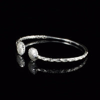 Light Large Clam Shell Bangle with Calypso Pattern - Bangle - Caribbijou Island Jewellery