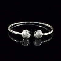 Light Large Clam Shell Bangle with Calypso Pattern - Bangle - Caribbijou Island Jewellery