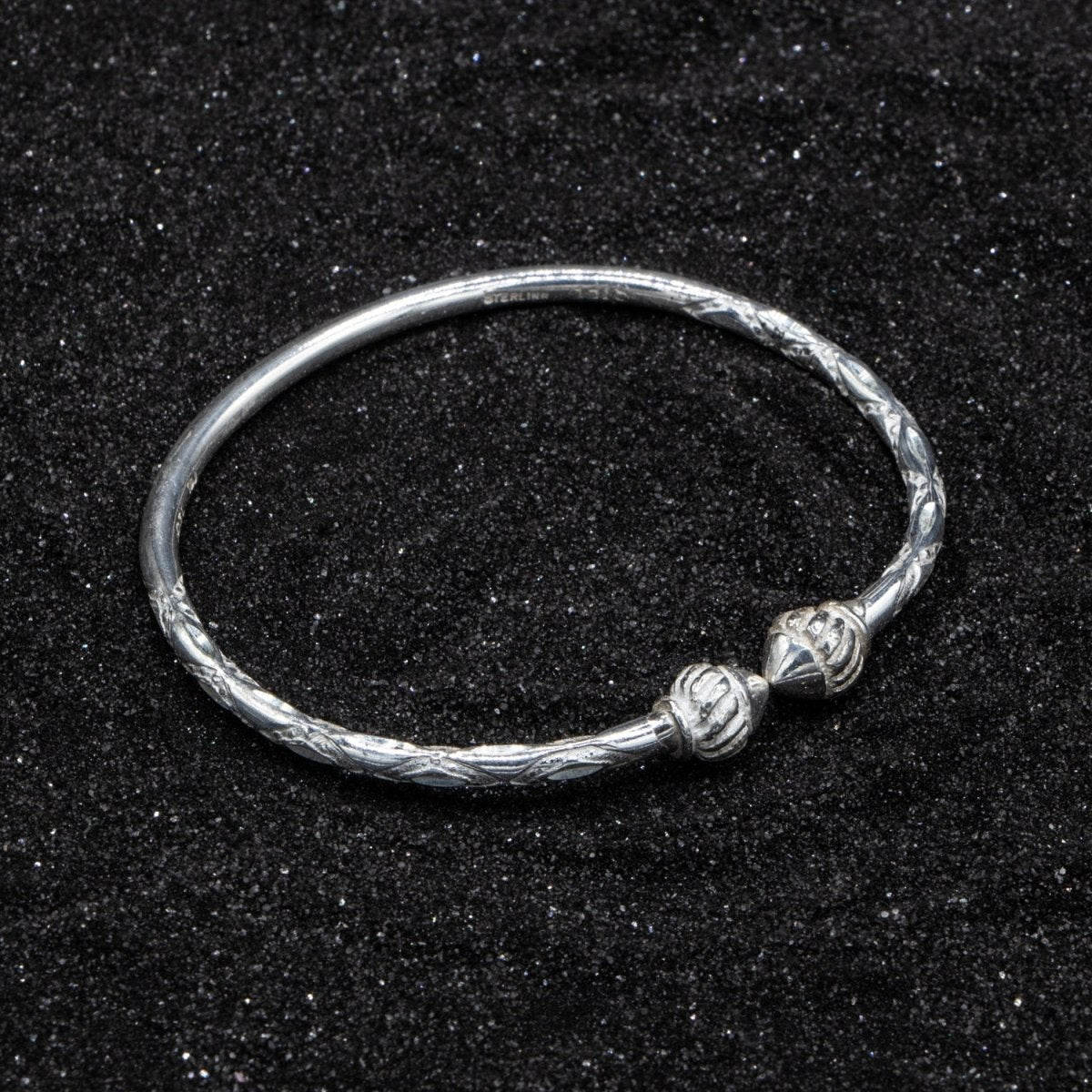 125 Taj Mahal Caribbijou West Indian Bangle - Sterling Silver