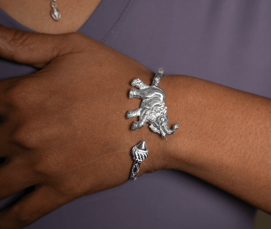 Heavy Elephant and Taj Mahal Bangle with Diamante Pattern - Bangle - Caribbijou Island Jewellery