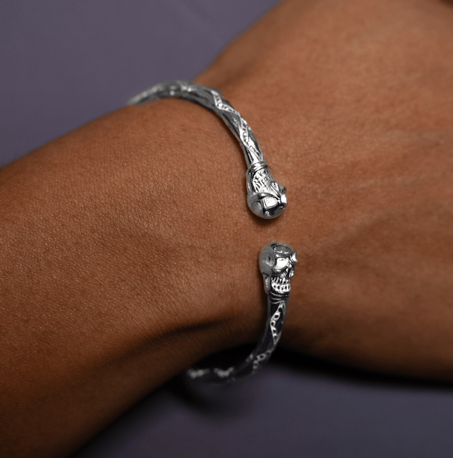 Heavy Skull Bangle with Diamante Pattern - Bangle - Caribbijou Island Jewellery