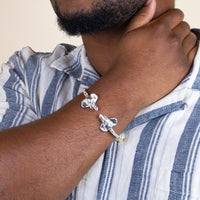 Heavy Bangle with Elephant Heads with Diamante Pattern - Bangle - Caribbijou Island Jewellery