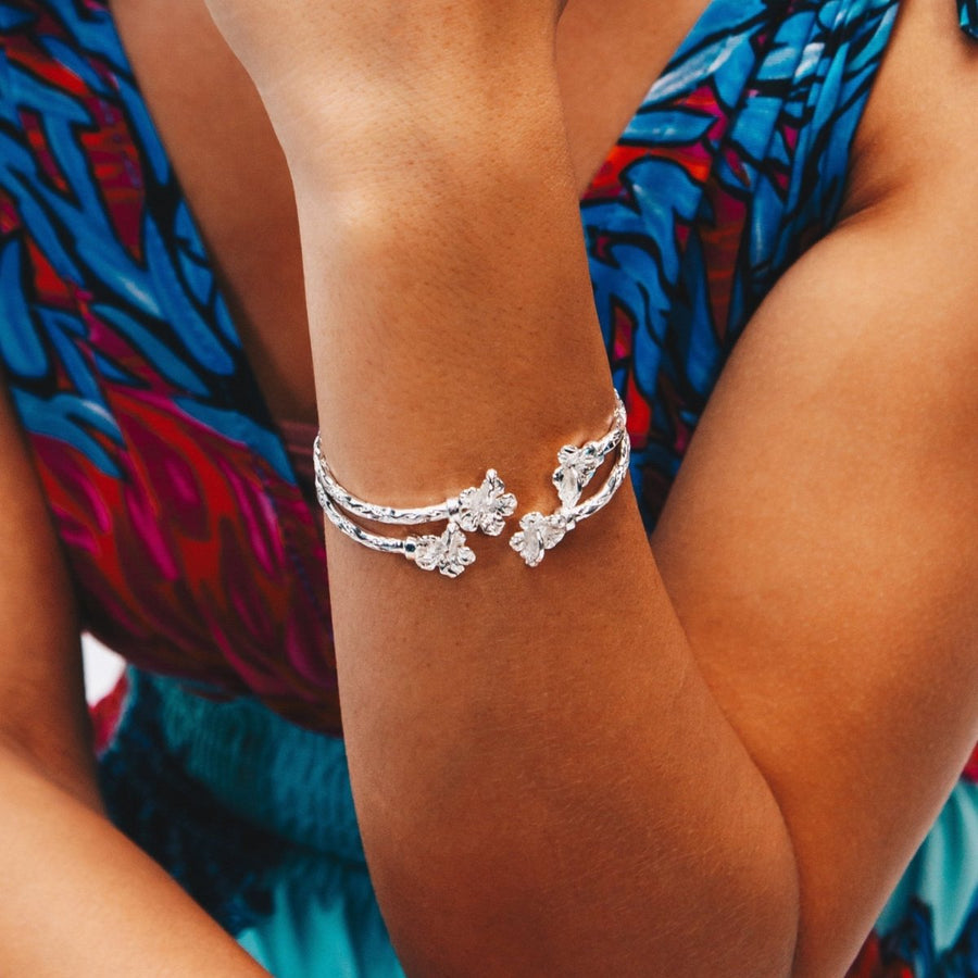 Light Hibiscus Bangle with Diamante Pattern - SOLD INDIVIDUALLY - Bangle - Caribbijou Island Jewellery