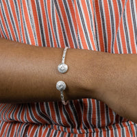 Light Large Clam Bangle with Diamante Pattern - Bangle - Caribbijou Island Jewellery