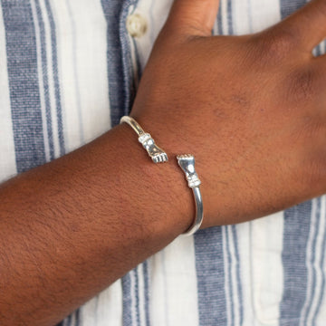 Medium Plain Fists Bangle - Bangle - Caribbijou Island Jewellery